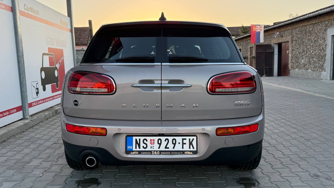 MINI Clubman, вид сзади